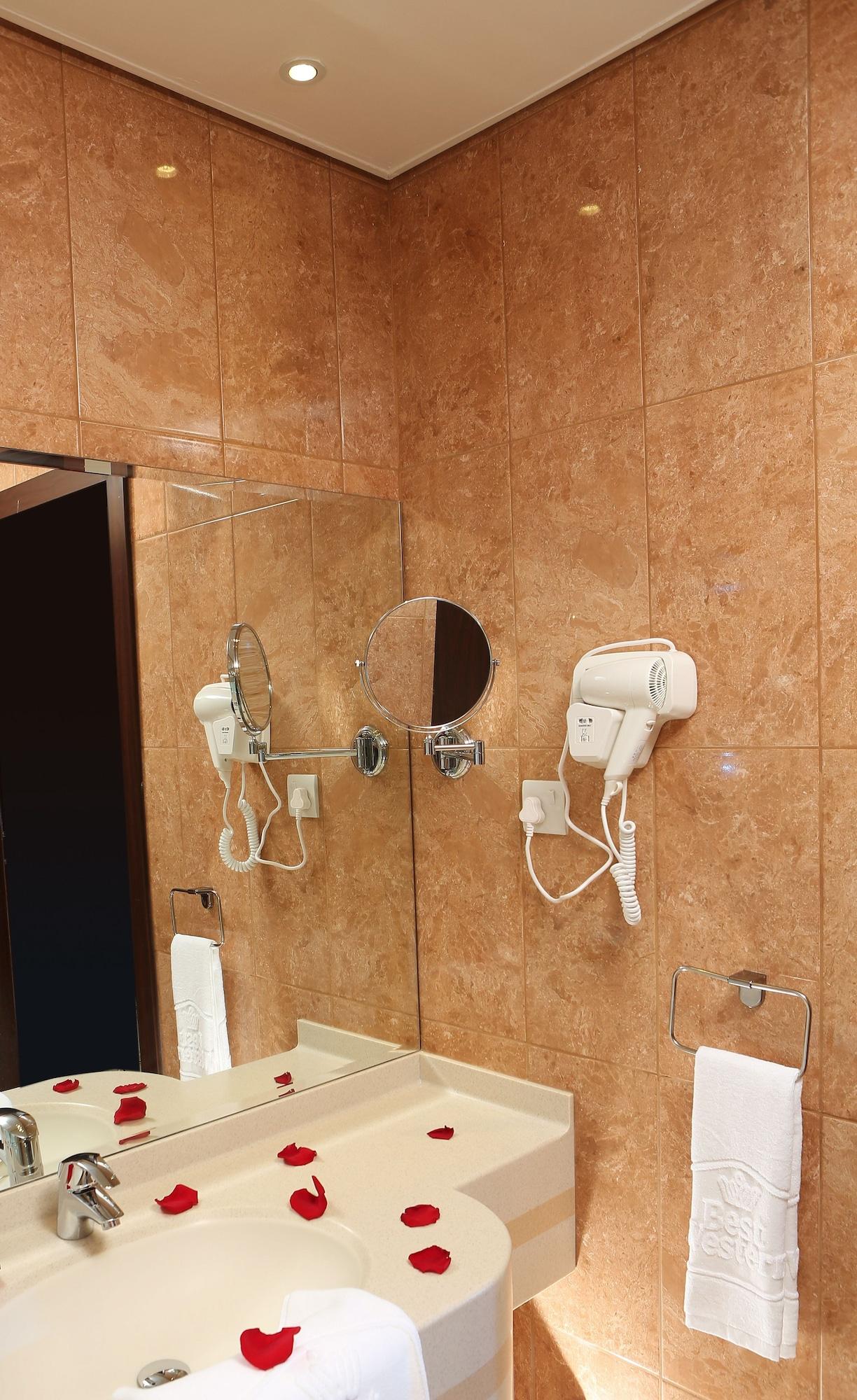 Best Western Plus Salmiya Koeweit Buitenkant foto